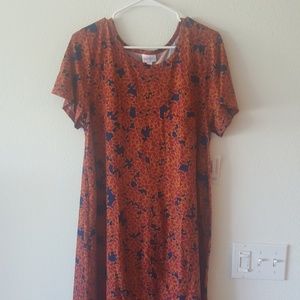 Large Lularoe Carly swing dress